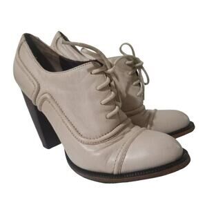 Leather Lace Up Platforms Booties Seam Detail Rounded Wood Heels Devani Size 8.5